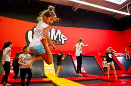 Zabrze Atrakcja Trampoliny JumpWorld Park Trampolin